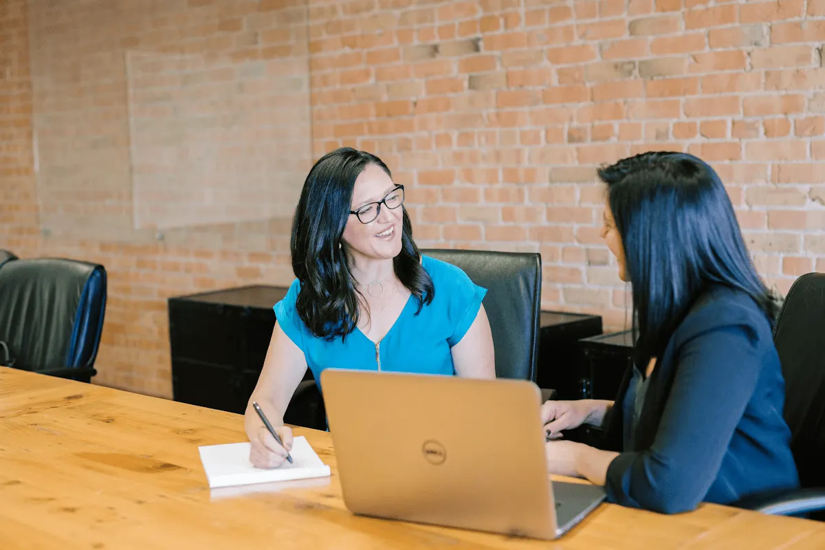 Corporate governance advisory in boardroom
